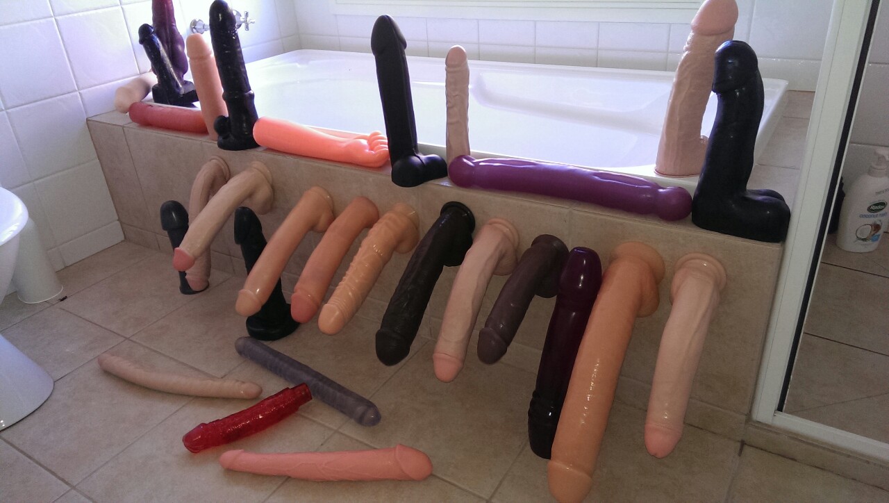 Graduated dildo - 🧡 DilDOs and DON'Ts gallery 65/128.