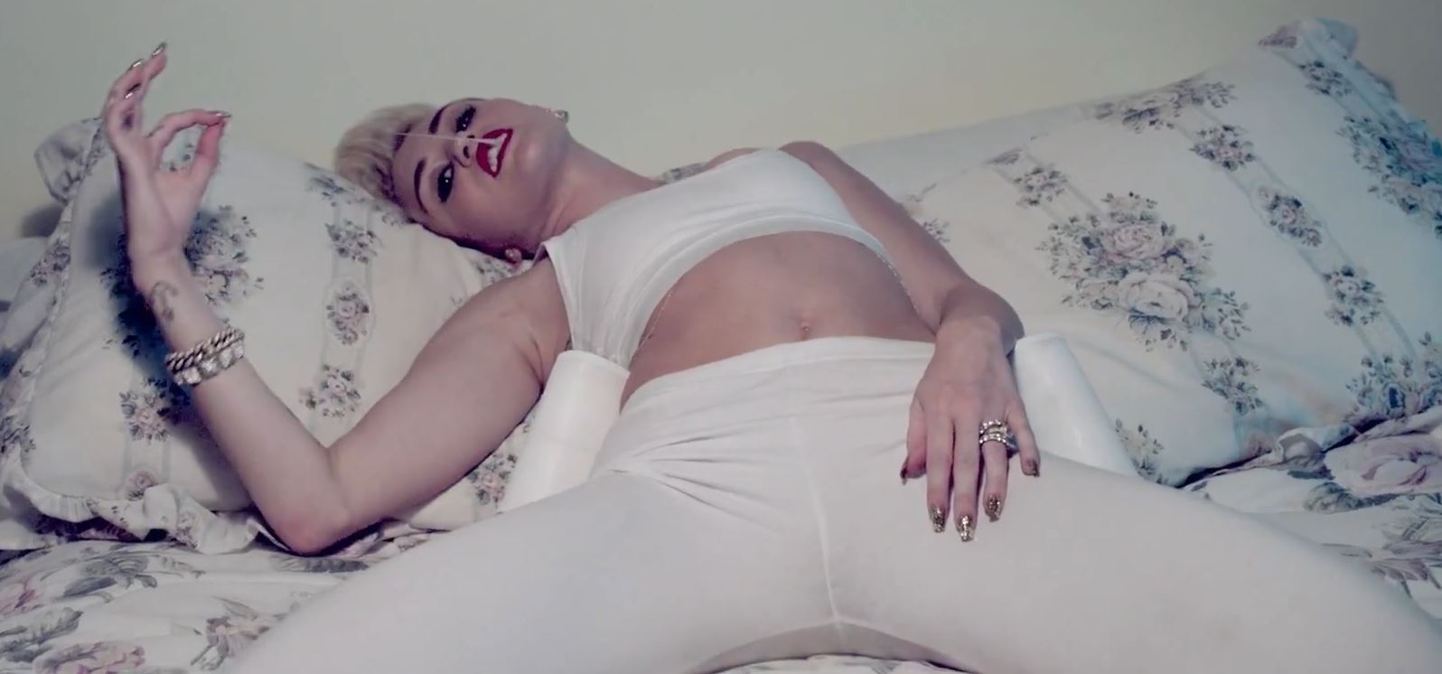 miley-cyrus-cant stop4.jpg.