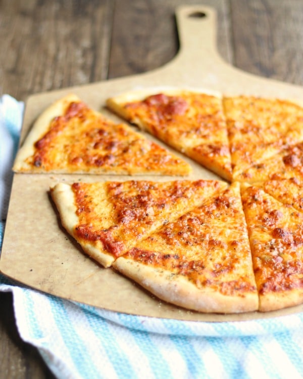 Пицца чиз. Domino's pizza Cheese pizza. Развилка пицца. Pizza Cheese crust.