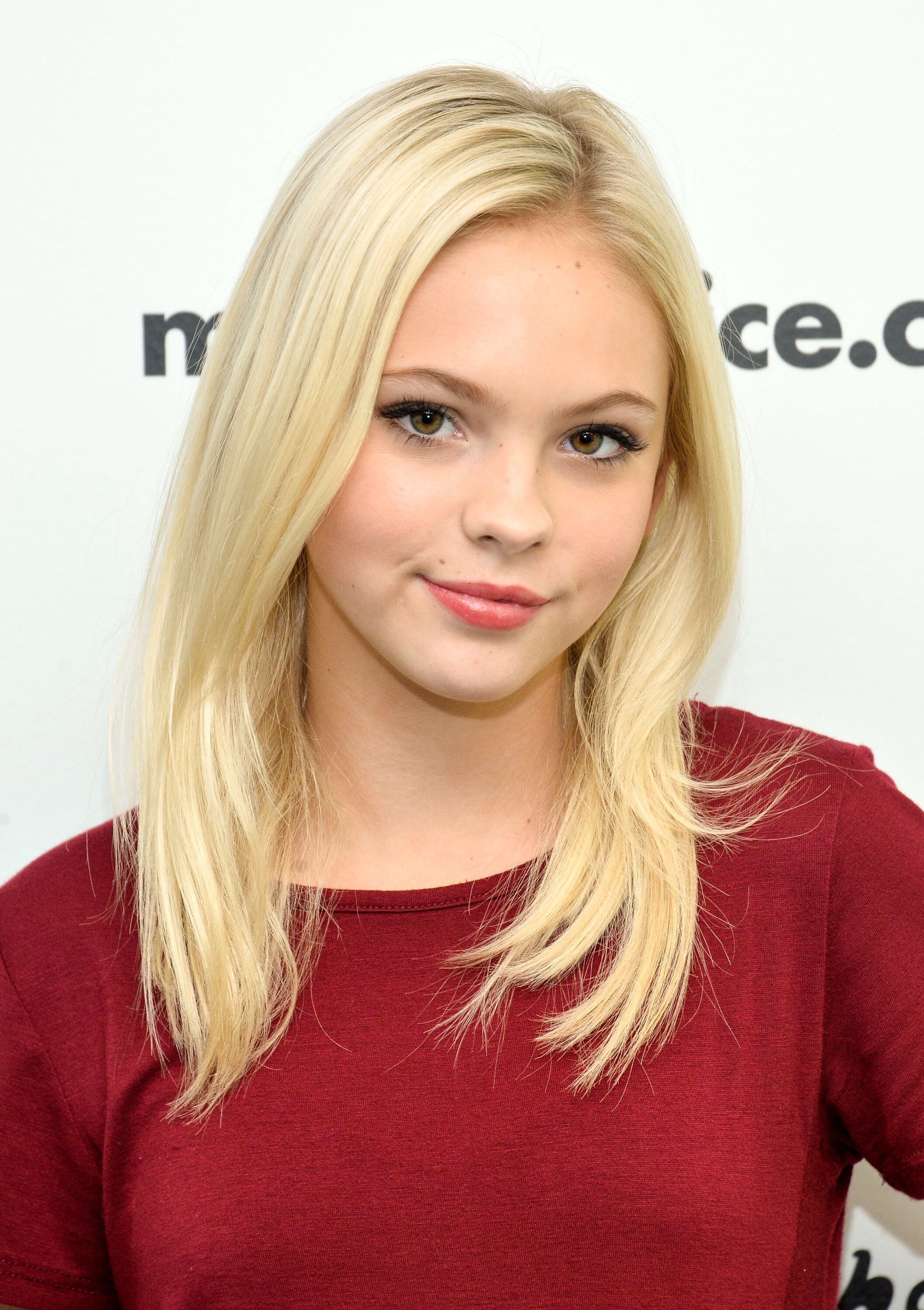 Jordyn Jones Photo Gallery