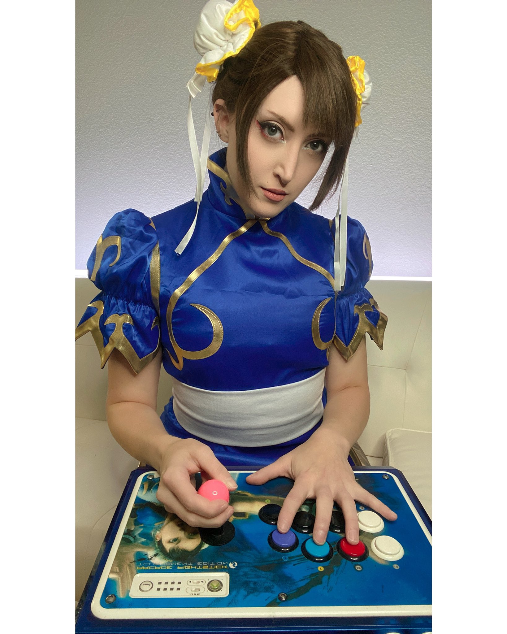 Hot Chun Li Cosplay