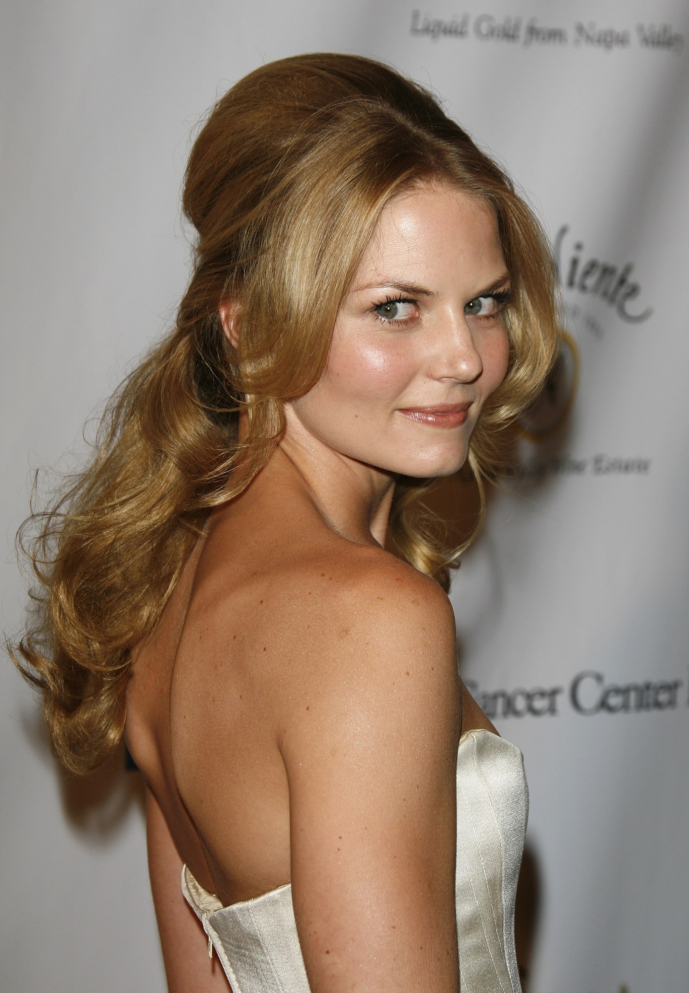 Jennifer Morrison Fakes